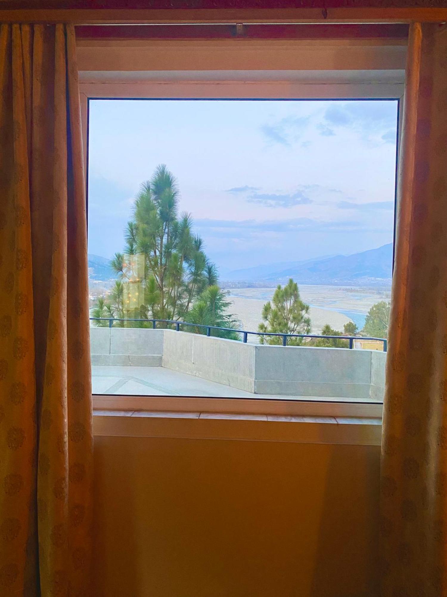 Rock City Resort Saidu Sharif Eksteriør bilde