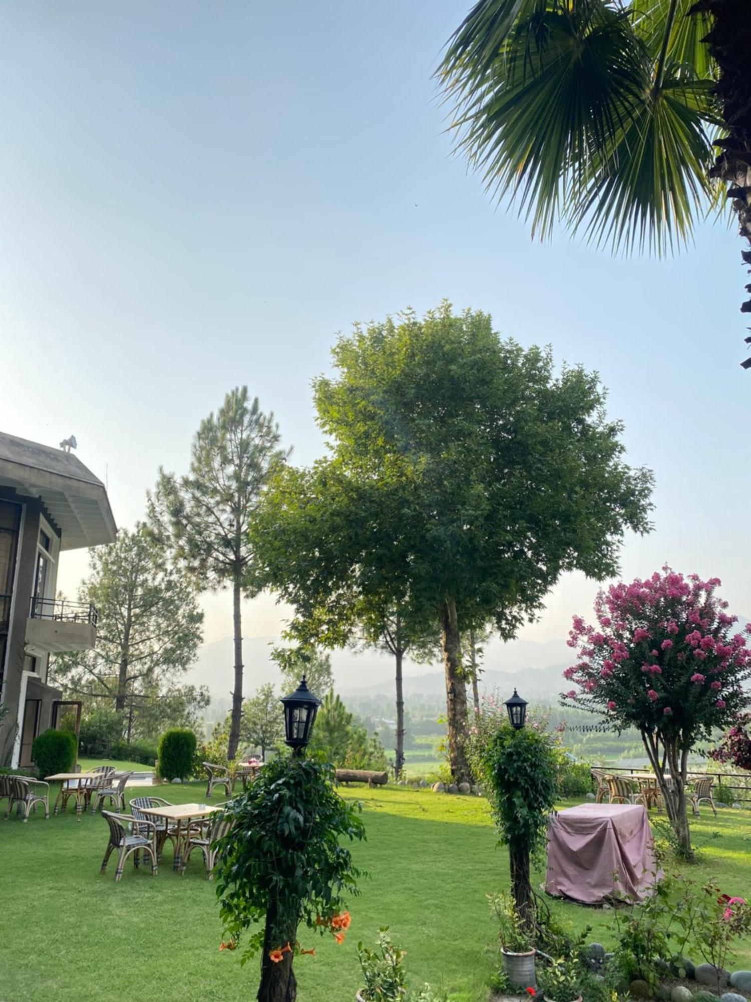 Rock City Resort Saidu Sharif Eksteriør bilde